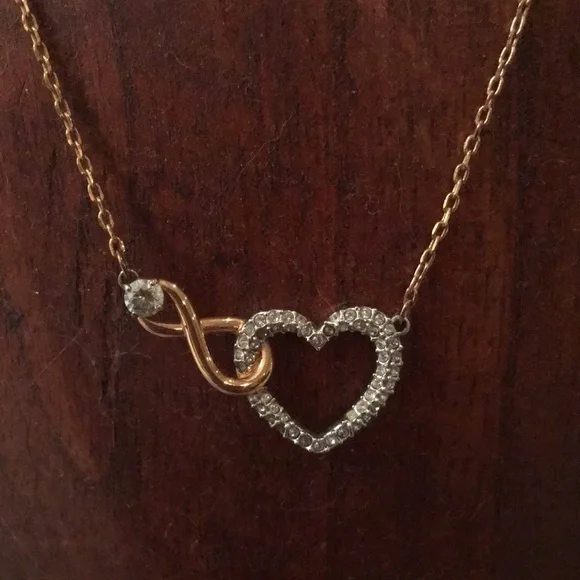 Brand New Swarovski Rose Gold and Silver Heart Necklace Brand New - Picture 9 of 17
